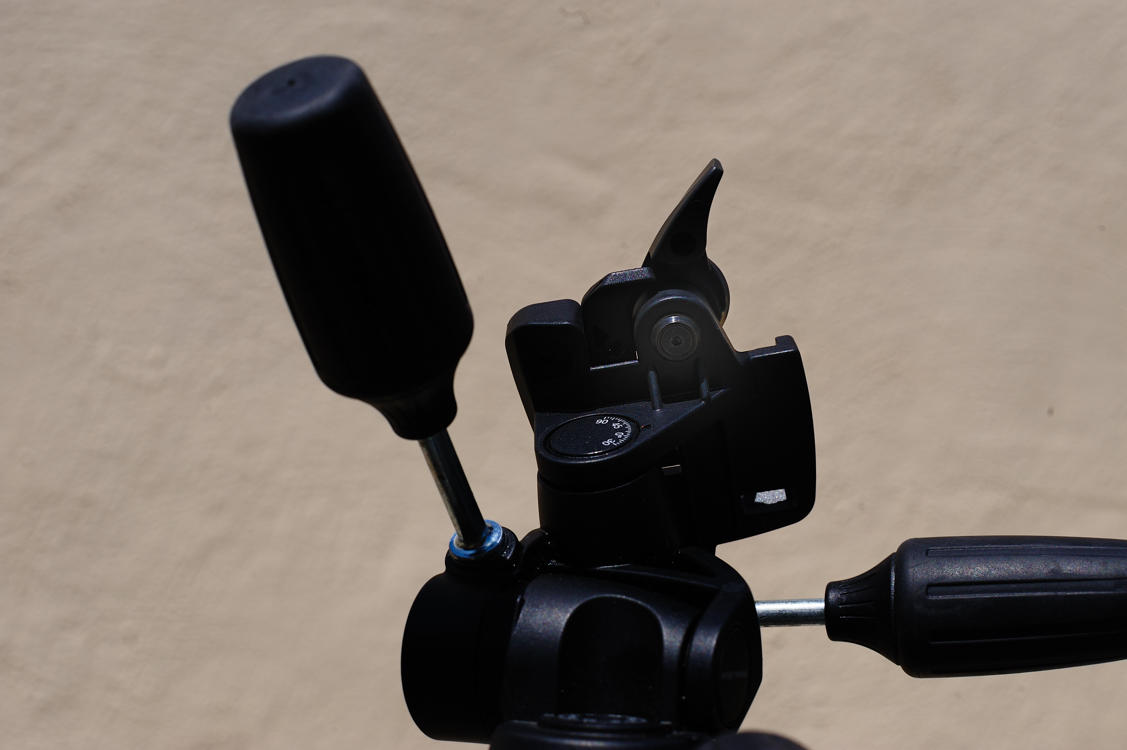 Tripod detail.jpg