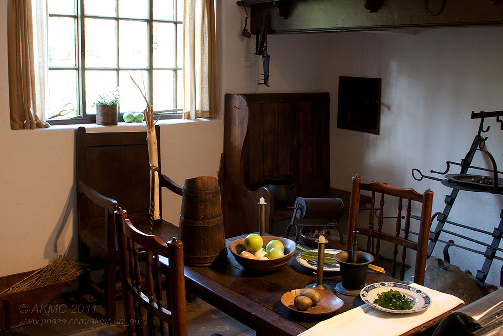 18211 10:13 Day 2 - The Dining Room