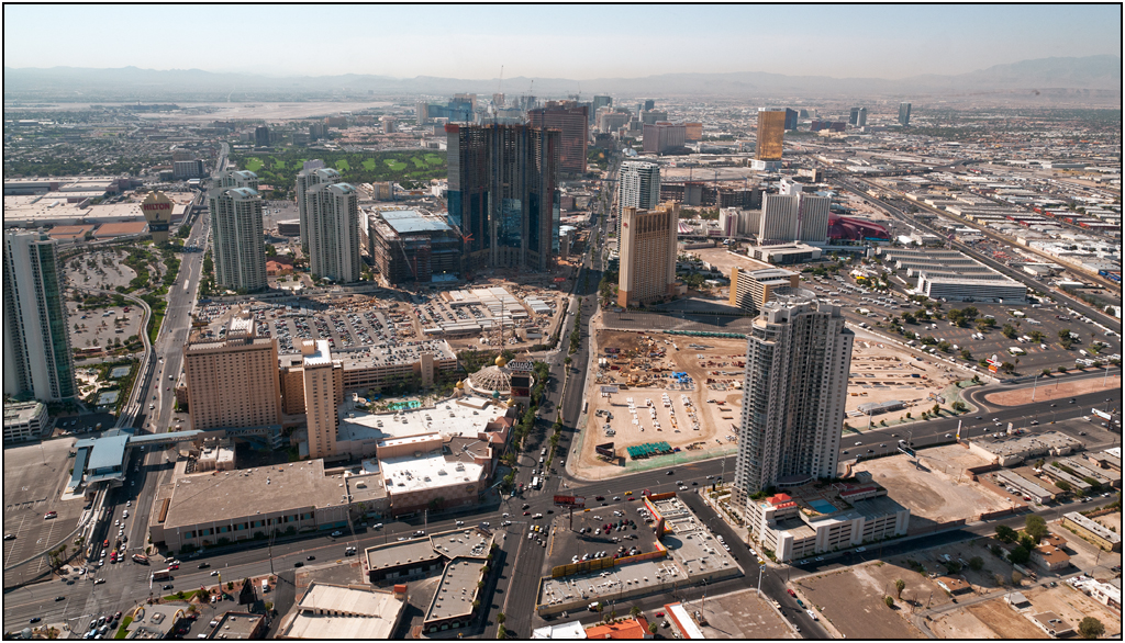 Looking Down the Vegas Strip