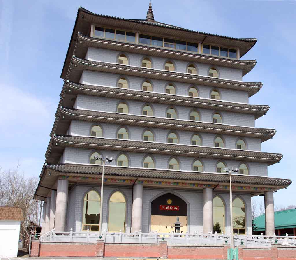 BUDDA TEMPLE IN NIAGARA