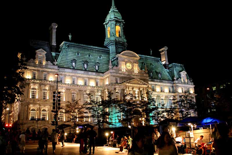 IMG_1414-Hotel de ville de Montreal - nuit