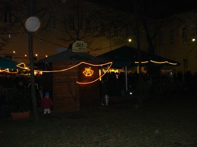 Universitats  Brauhaus Xmas Markets (2).JPG
