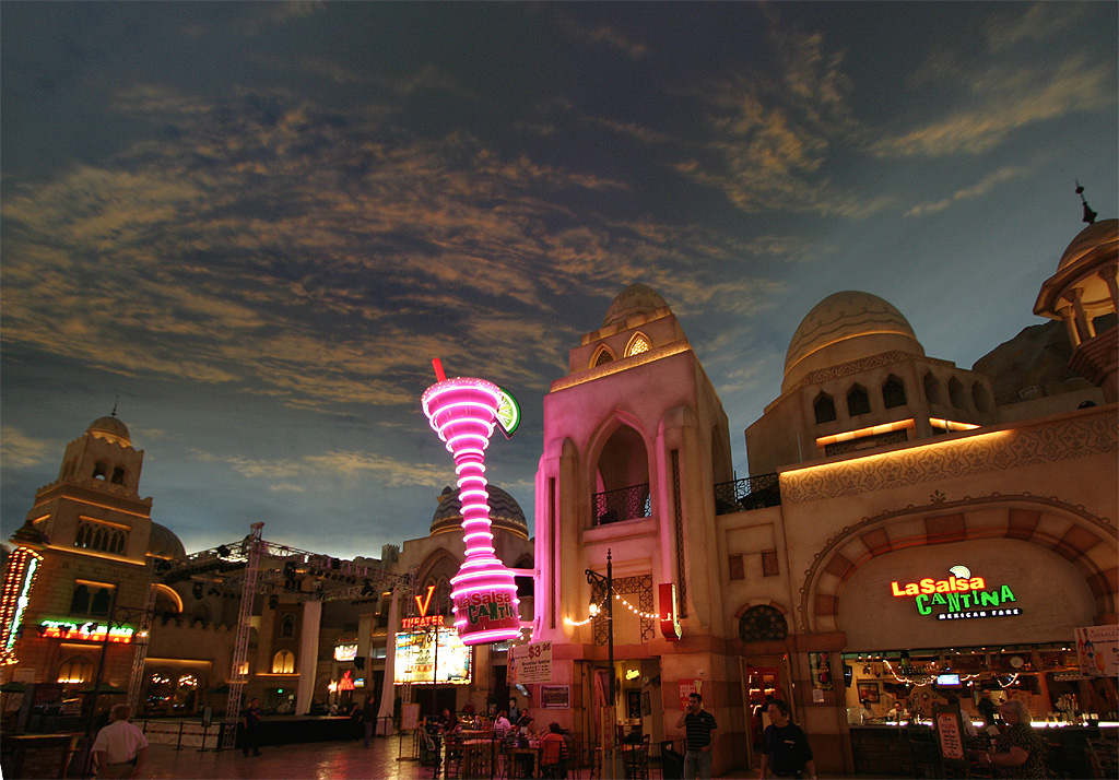 Aladdin Shops