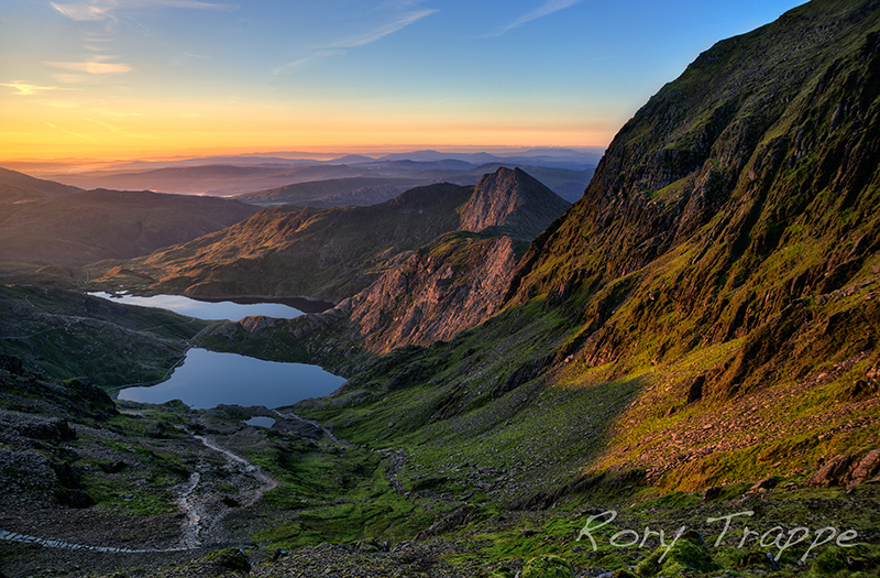 Y Lliwedd sunrise