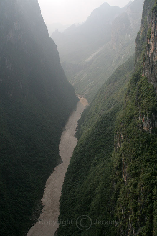 Huajiang Gorge (Oct 06)