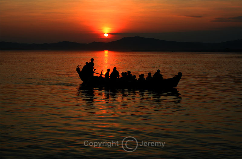 Sunset On The Irrawady River (Dec 06)
