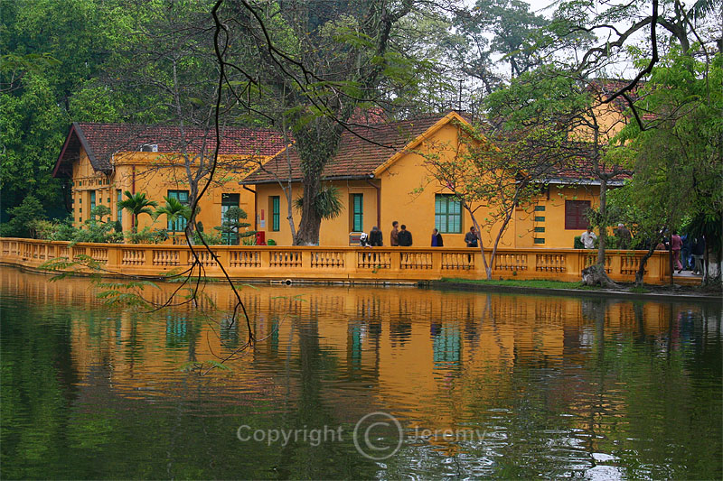 Ho Chi Minhs 1954 House, Hanoi (Mar 07)