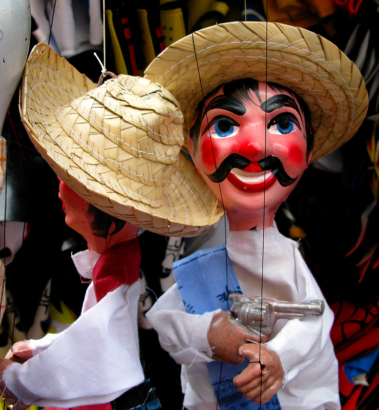 Gringo,ests muerto! Olvera St, Los Angeles, CA.  -Mexican Cultural Institute-