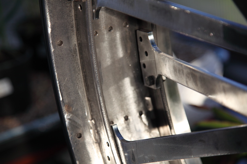 Rear left wheel rim
