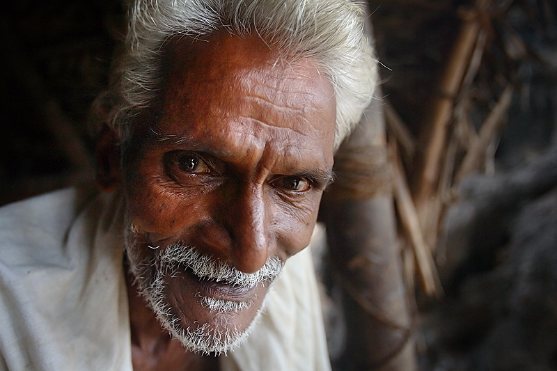 A Farmer at the teastall