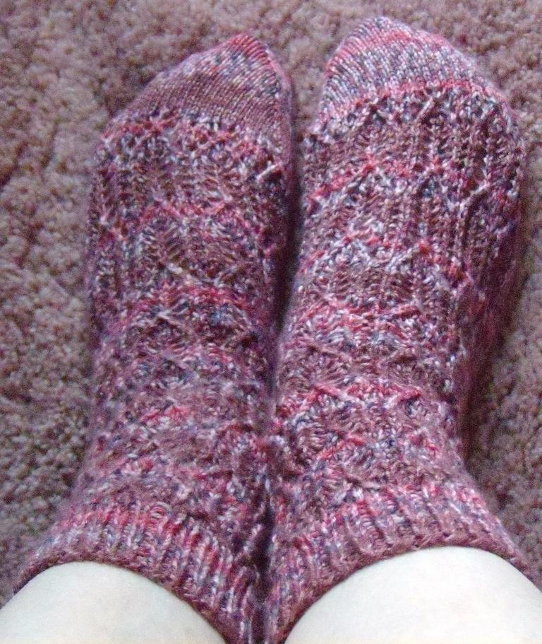 Lacy Arrow Socks