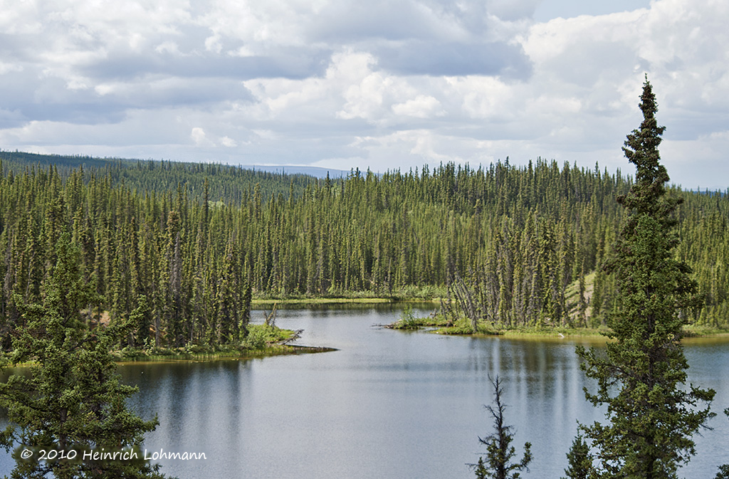 K224572-Tatchun Lake.jpg