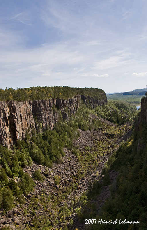 P2830-Ouimet Canyon.jpg