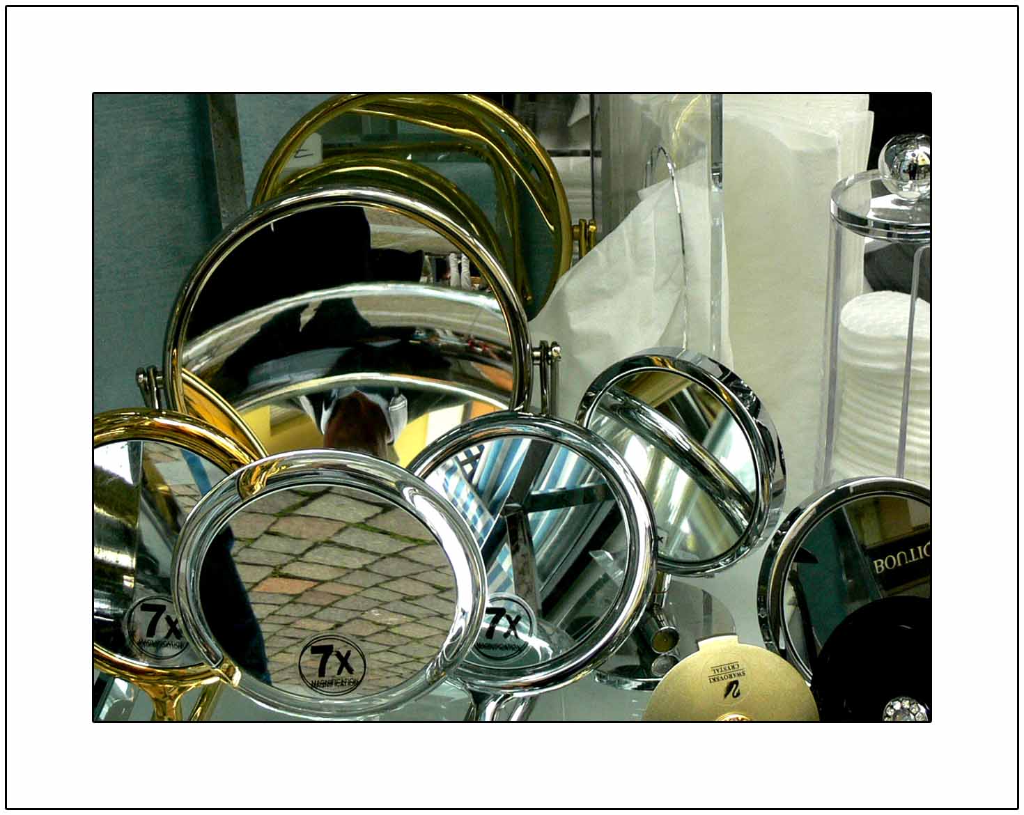 Mirrored in Pieces