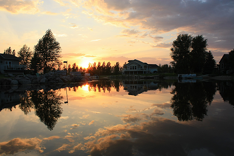 House on the lake, Gimli
