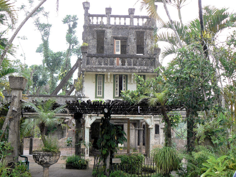 Front view of the Castle