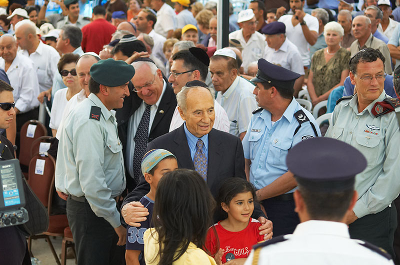 Shimon Peres