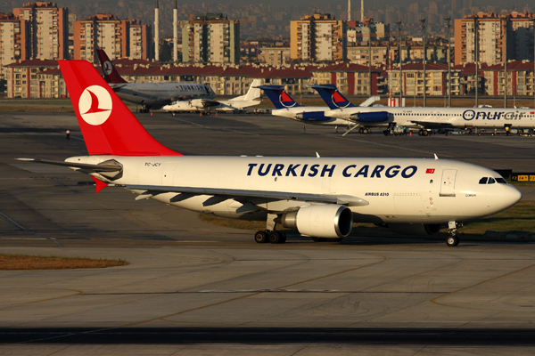 TURKISH CARGO AIRBUS A310 300F IST RF IMG_5166.jpg