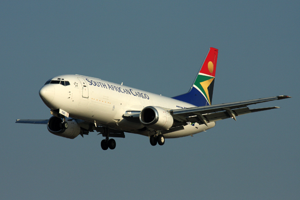 SOUTH AFRICAN CARGO BOEING 737 300F JNB RF IMG_6119.jpg