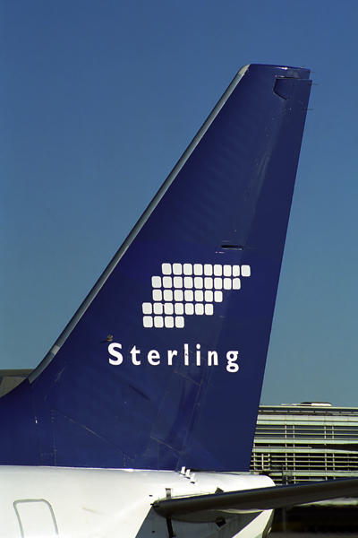 STERLING BOEING 737 800 CPH RF 1767 1.jpg
