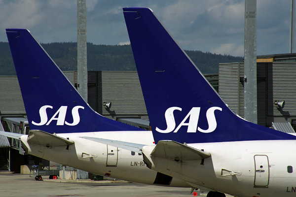 SAS TAILS ARN RF 1854 31.jpg