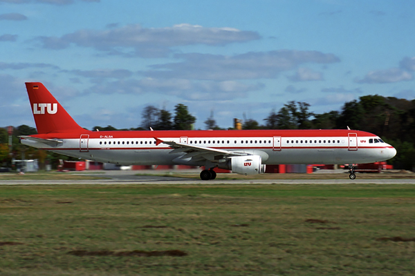 LTU AIRBUS A321 FRA RF 1762 35.jpg