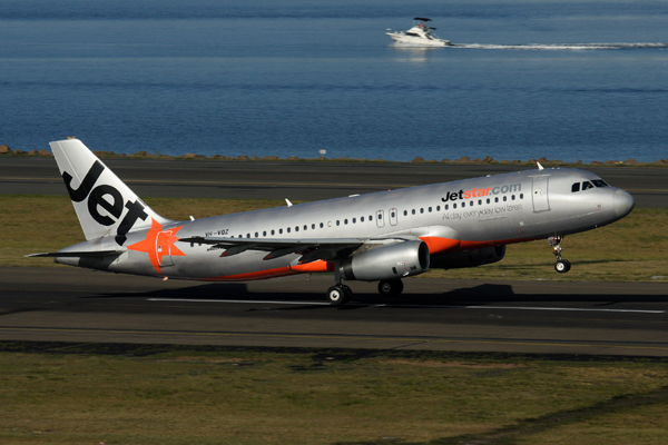JETSTAR AIRBUS A320 SYD RF IMG_8754.jpg