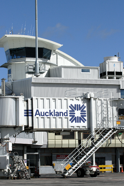 AUCKLAND AIRPORT RF IMG_9149.jpg