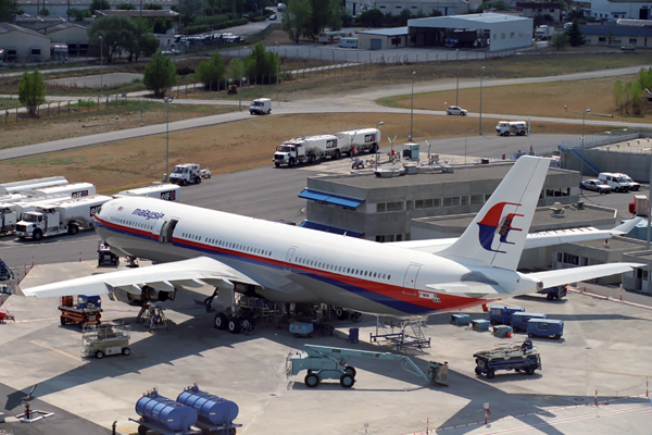 MALAYSIA AIRBUS A330 300 TLS RF 797 25.jpg