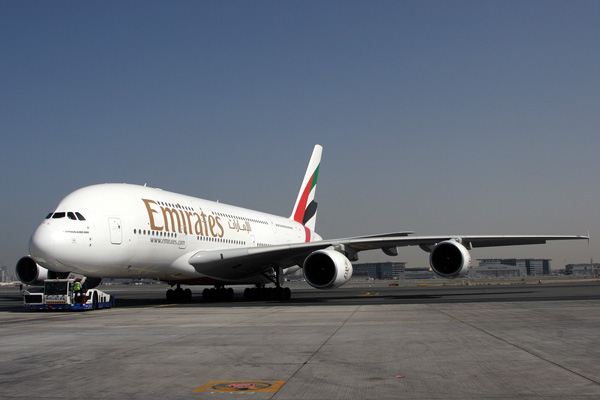 EMIRATES AIRBUS A380 DXB RF IMG_0057.jpg