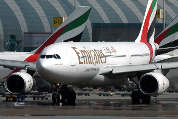 EMIRATES AIRBUS A330 200 DXB RF IMG_0960.jpg