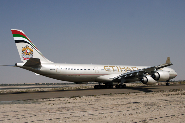 ETIHAD AIRBUS A340 600 AUH RF IMG_9780.jpg