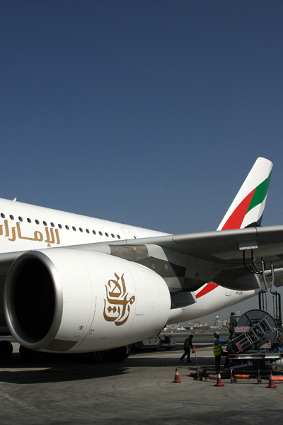 EMIRATES AIRBUS A380 DXB RF IMG_0035.jpg