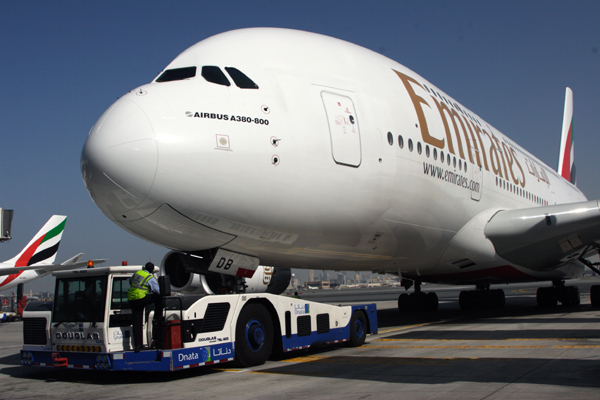 EMIRATES AIRBUS A380 DXB RF IMG_0047.jpg