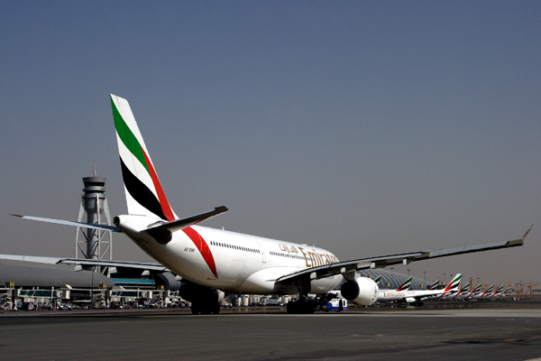 EMIRATES AIRBUS A330 200 DXB RF IMG_0175.jpg