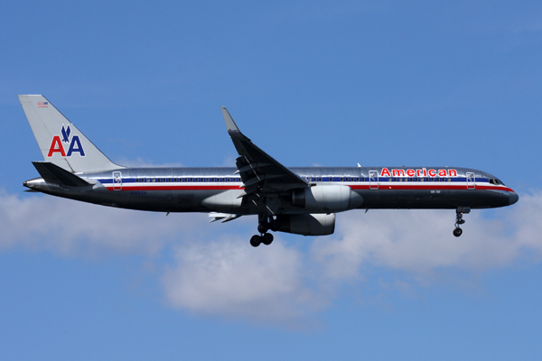 AMERICAN BOEING 757 200 JFK RF IMG_3854.jpg