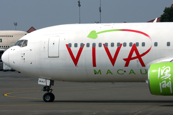 VIVA MACAU BOEING 767 200 CGK RF IMG_1842.jpg