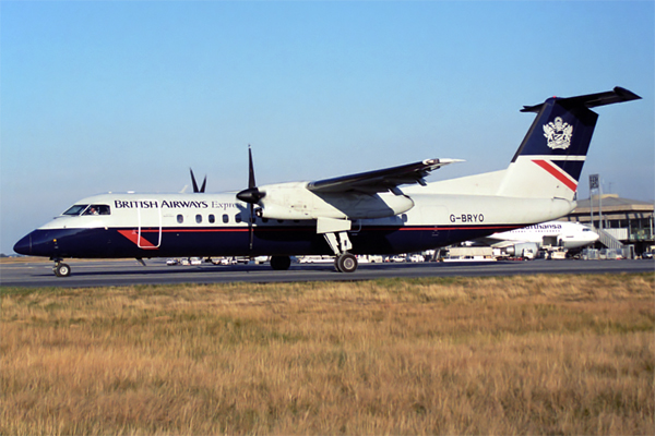 BRITISH AIRWAYS EXPRESS DASH 8 300 CDG RF 1161 9.jpg