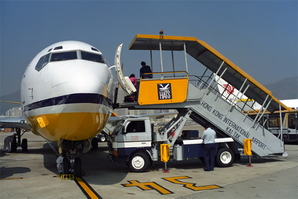 MYANMAR AIRWAYS INTERNATIONAL BOEING 737 400 HKG RF 853 17.jpg