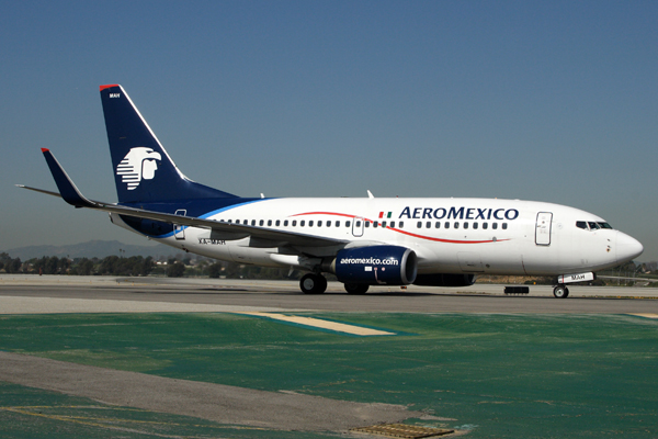 AERO MEXICO BOEING 737 700 LAX RF IMG_3513.jpg