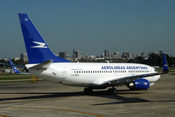 AEROLINEAS ARGENTINAS BOEING 737 700 AEP RF IMG_3905.jpg