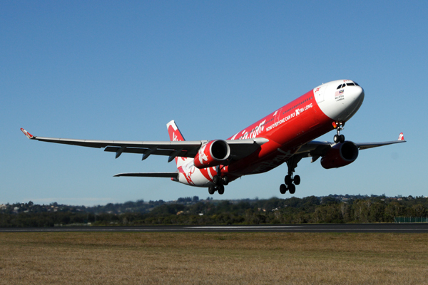 AIR ASIA X AIRBUS A330 300 OOL RF IMG_5046.jpg