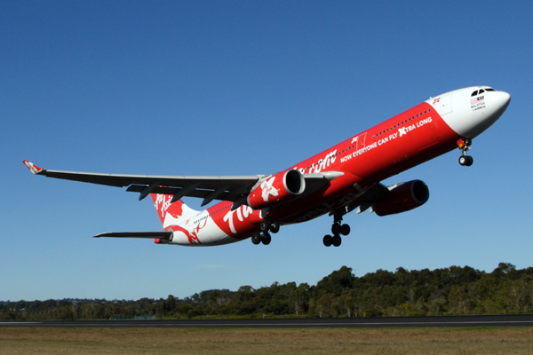 AIR ASIA X AIRBUS A330 300 OOL RF IMG_5048.jpg