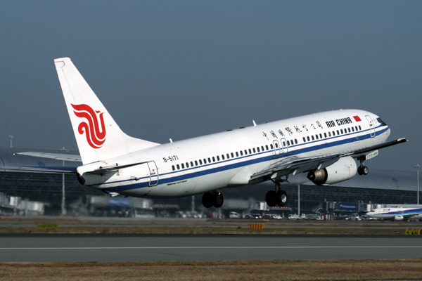 AIR CHINA BOEING 737 800 KIX RF IMG_8592.jpg