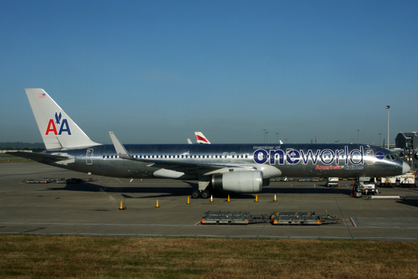 AMERICAN BOEING 757 200 LHR RF IMG_5509.jpg