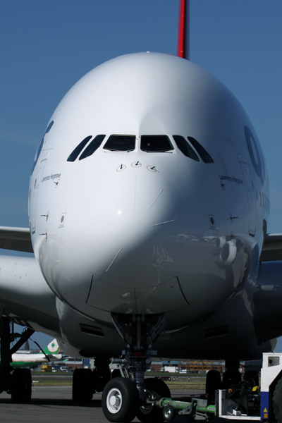 QANTAS AIRBUS A380 LHR RF IMG_9483.jpg