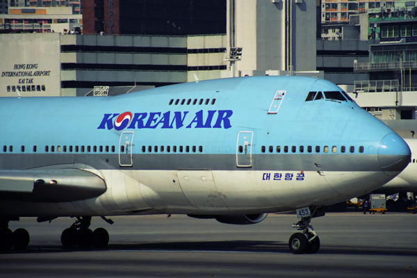 KOREAN AIR BOEING 747 200 HKG RF 1096 34.jpg