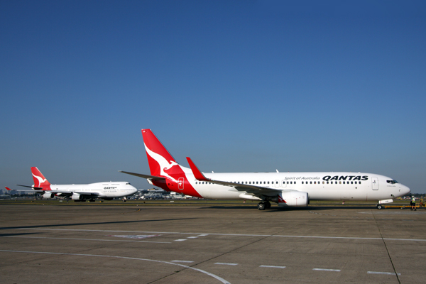 QANTAS AIRCRAFT SYD RF IMG_5999.jpg