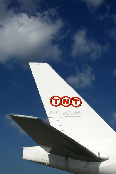 TNT BOEING 777F DXB RF IMG_2051.jpg