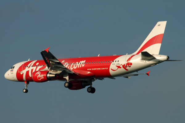 AIR ASIA AIRBUS A320 BKK RF IMG_1978.jpg